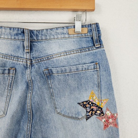 BLANKNYC Jeans Womens 28 Blue Madison Cropped Star Patch Distressed High Rise - Picture 12 of 16
